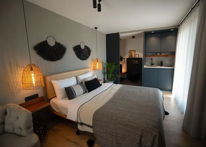 Alp Suites Pinehill